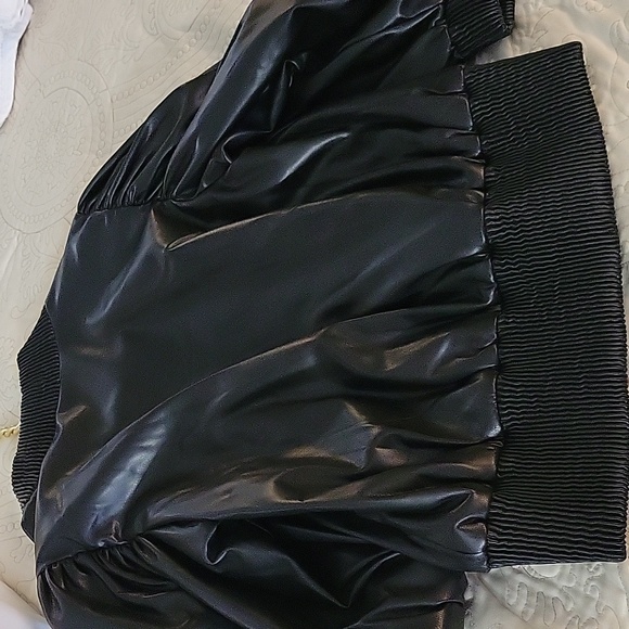 LEATHER JACKET - Picture 5 of 5